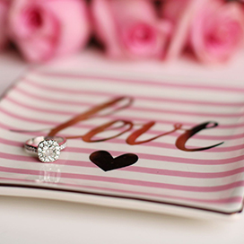 Properly Announcing Your Engagement on Social Media